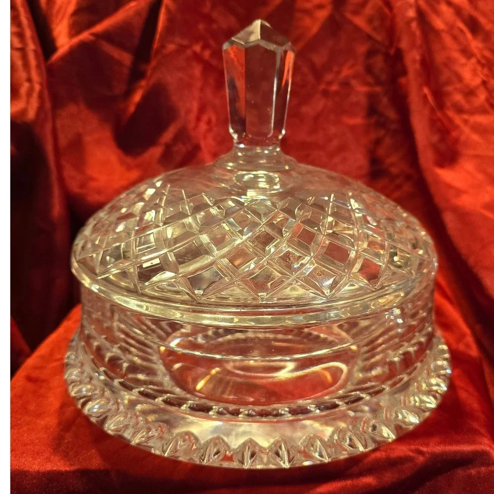 Vintage Clear Cut  Crystal ‎ Condimint or Sauce Bowl/Notched Lid Diamond Cut 7